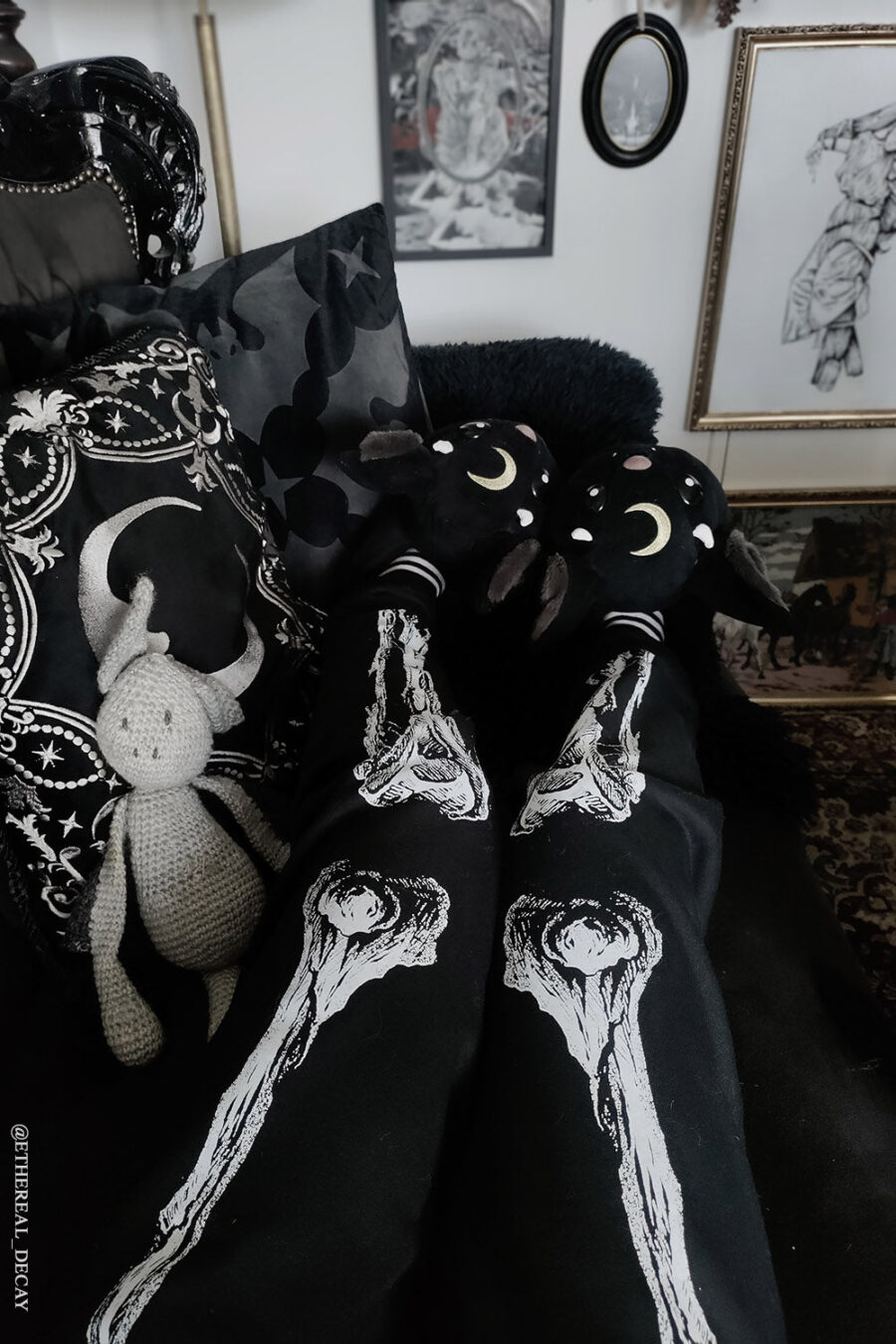 Dead Inside Skeleton Joggers