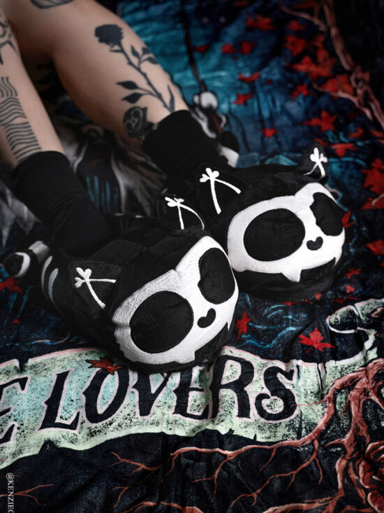 Skelekitty Slippers