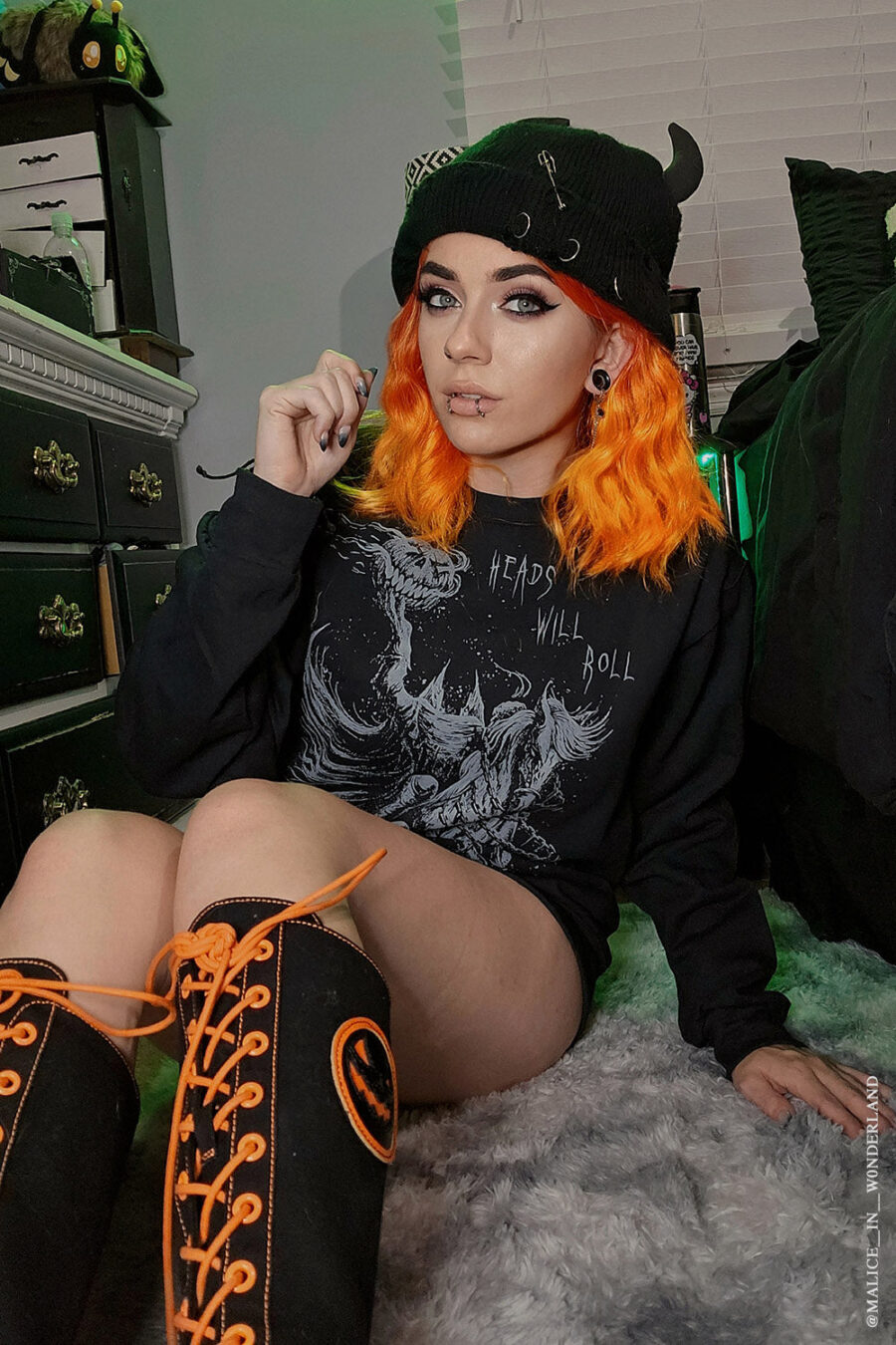 Headless Horseman Sweatshirt [Gray]