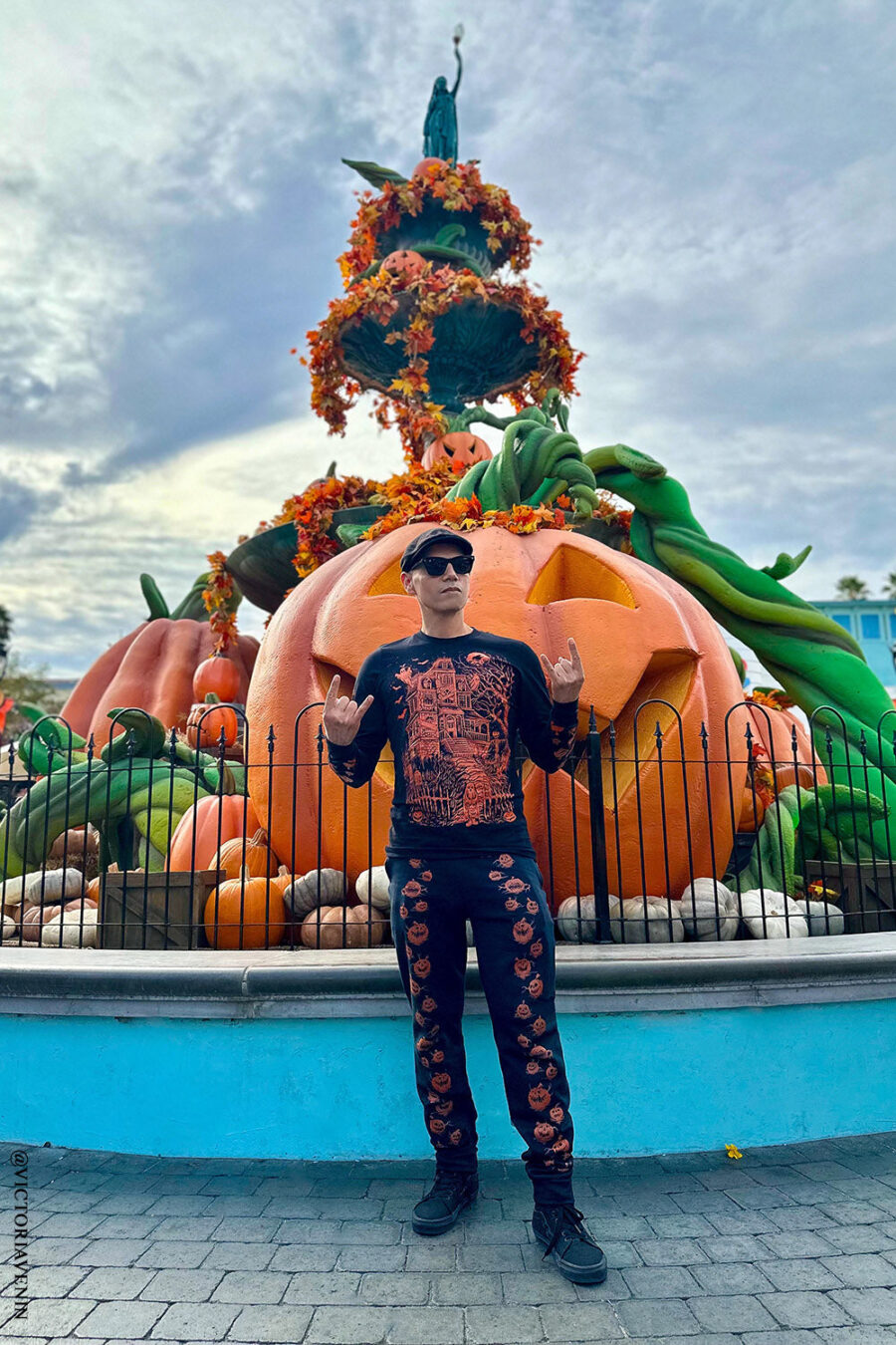 Possessed Pumpkin Patch Joggers [Unisex]