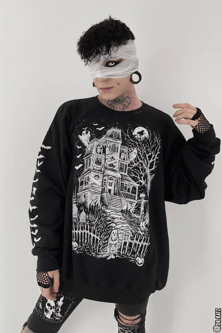 Haunted Mansion Sweatshirt [White]