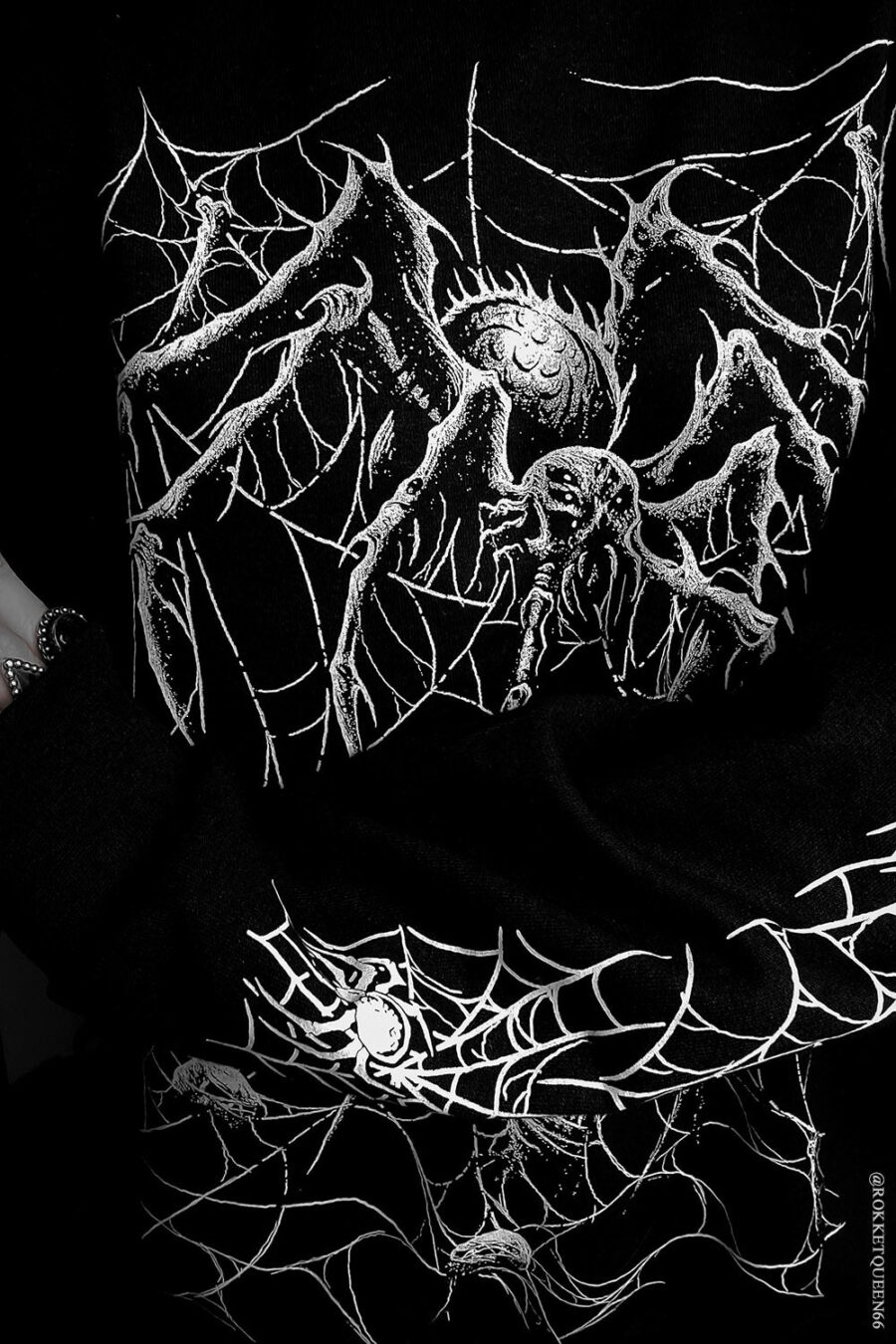 Death Spider Sweatshirt [Spiderweb Sleeves]