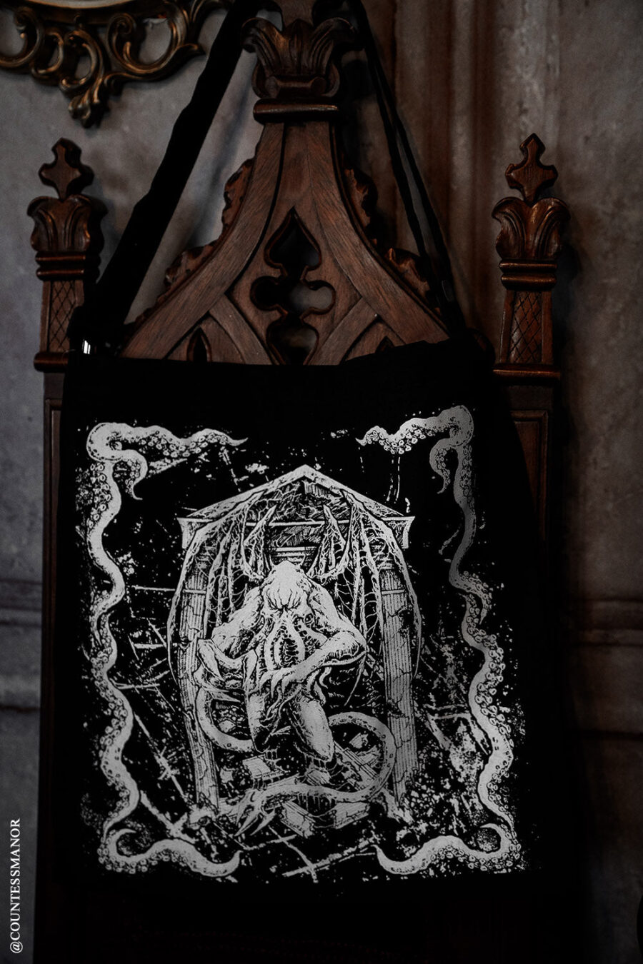 VF Mystery Hoodie Bag