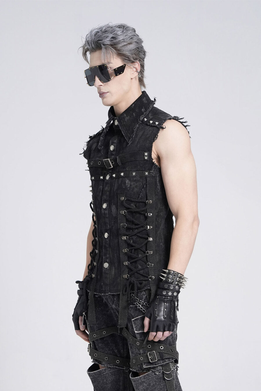 Mutiny Distressed Sleeveless Vest