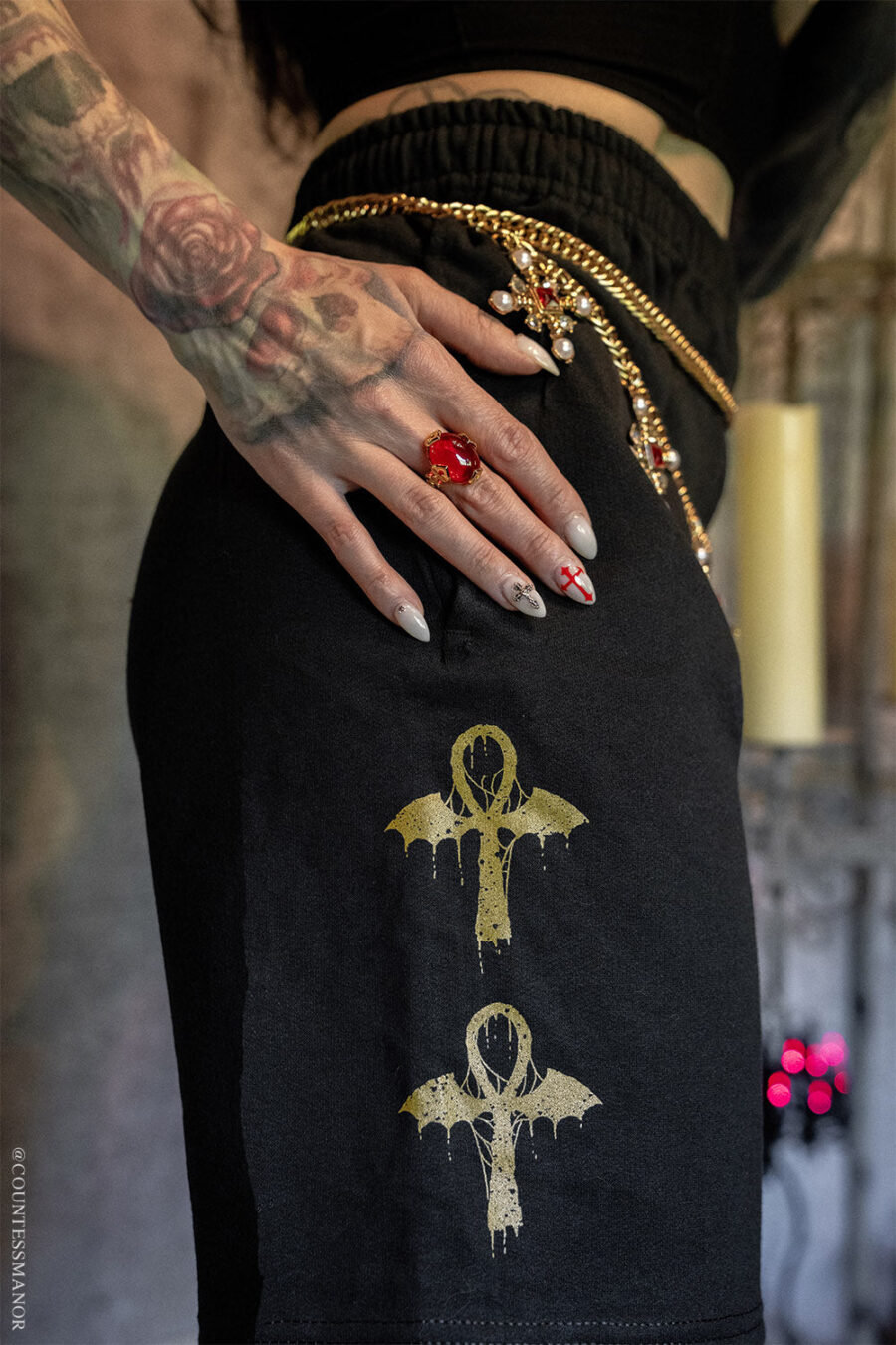 Batwing Ankh Sweat Shorts [Unisex]