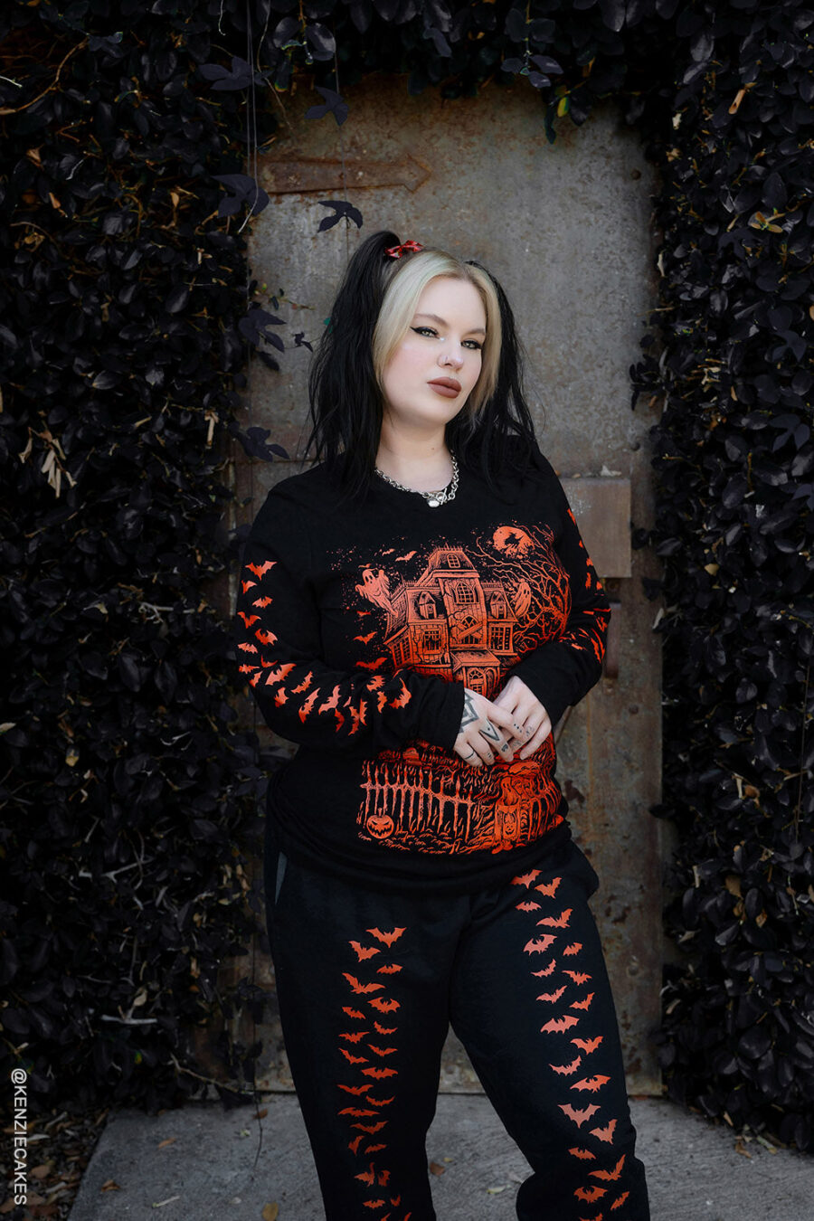 Bat Joggers [PUMPKIN ORANGE] [UNISEX]
